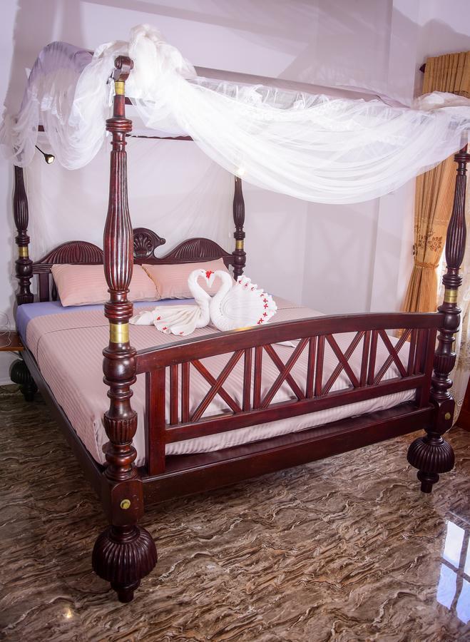 Channa Villa & Tours Бентота Екстериор снимка